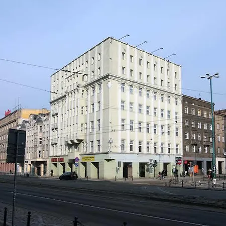 Lech 2* Poznaň